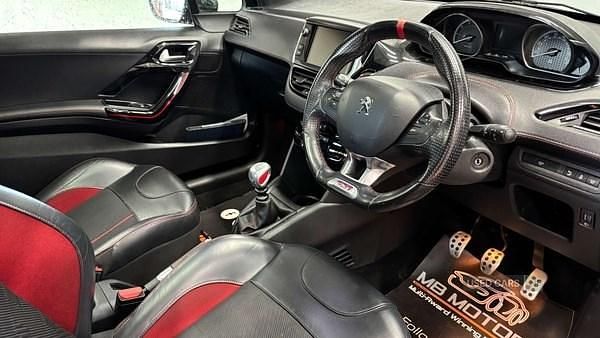 Used Peugeot 208 Prestige 208 HP (152 kW) 2017 Black Hatchback