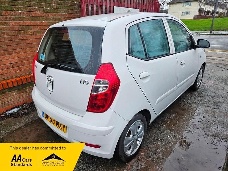 Used Hyundai i10 Active 2014 White Hatchback