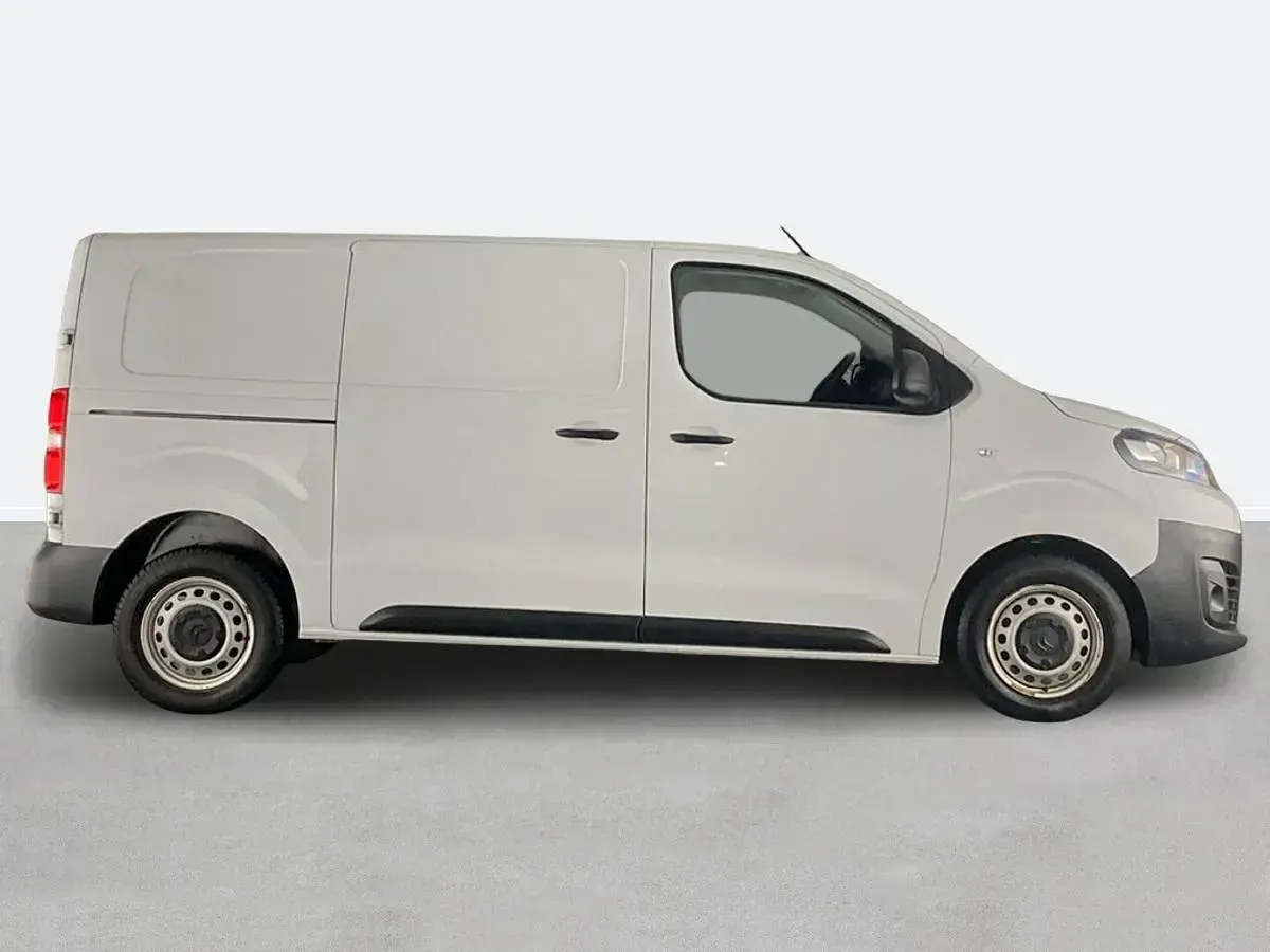 Used Citroën Dispatch 2023 White MPV