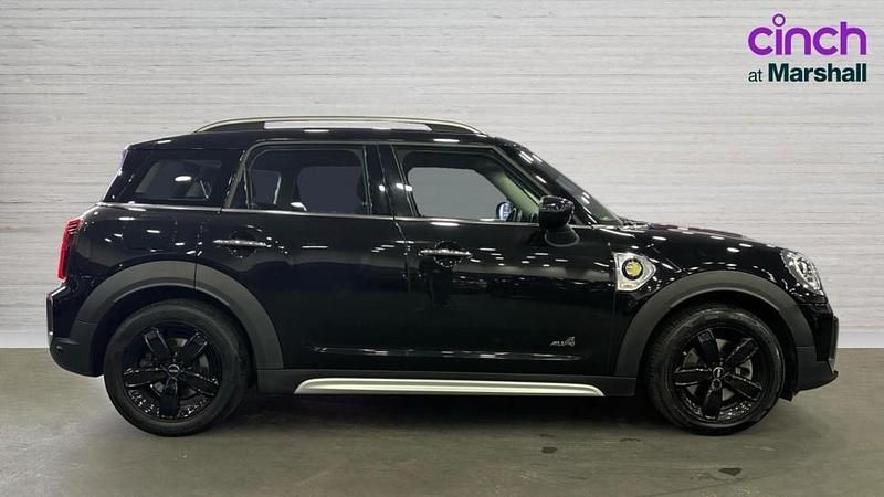 Used Mini Cooper S Countryman Classic 220 HP (161 kW) 2021 Black SUV