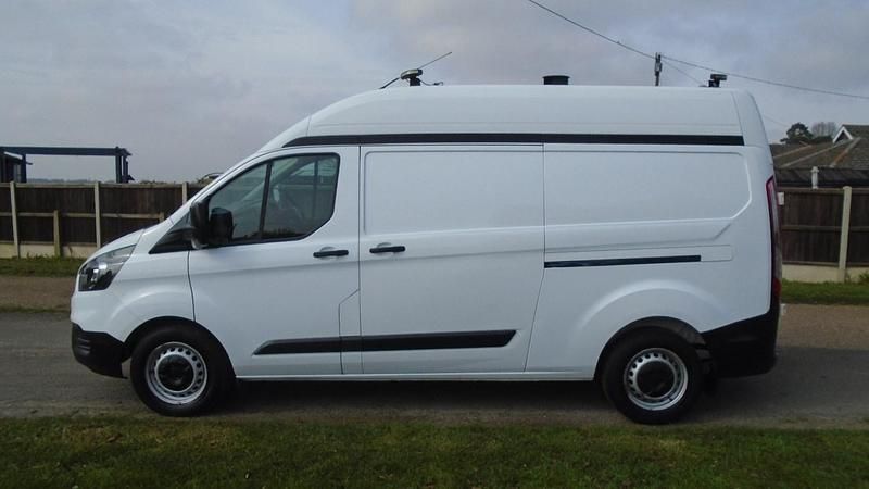 Used Ford Transit Custom 130 HP (95 kW) 2018 White Van