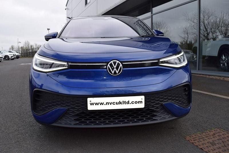Usado VW ID.5 Pro Performance 150 kW (204 HP) 2022 Azul SUV