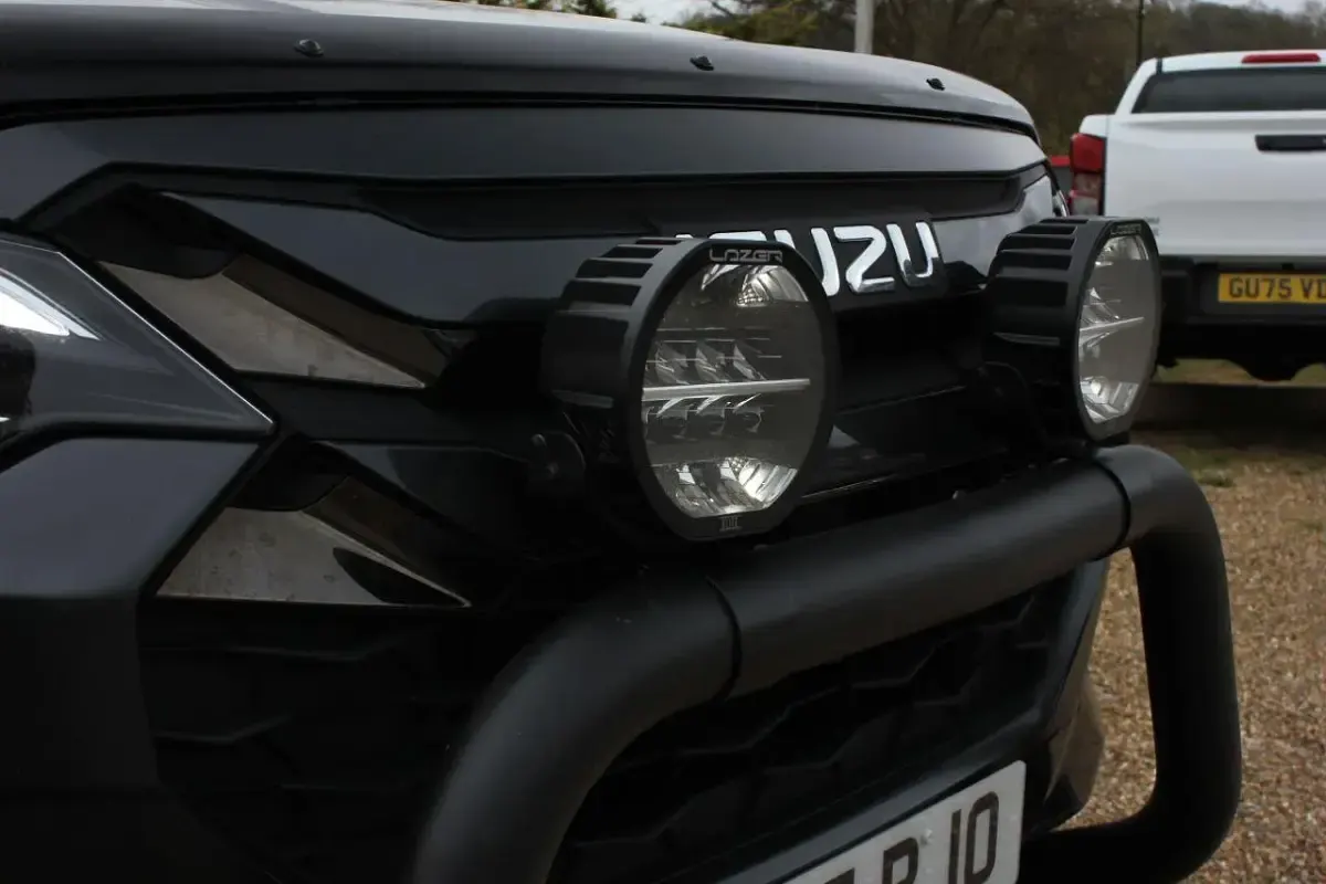 New Isuzu D-Max 2025 Black Pickup