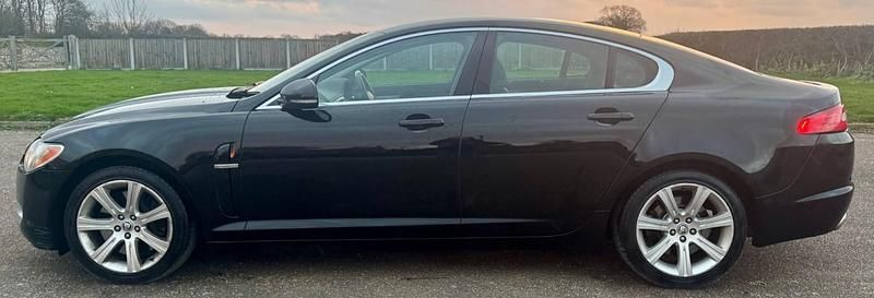 Used Jaguar XF Luxury 2010 Black Sedan