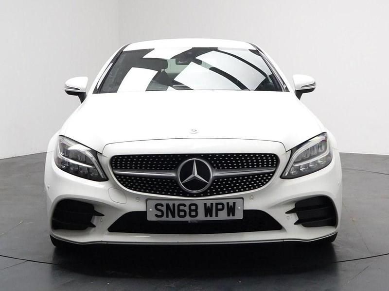 Used Mercedes C200 AMG line 198 HP (145 kW) 2018 White Coupe