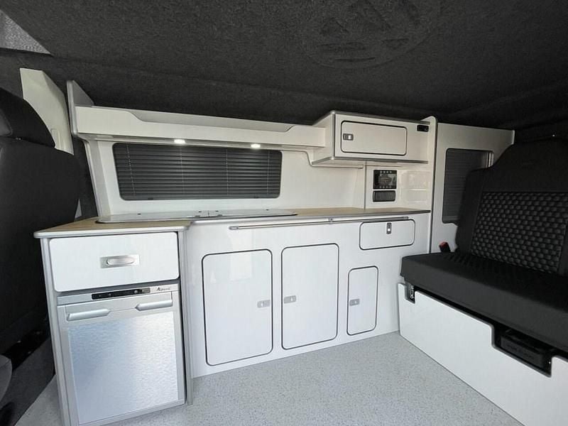 Used VW Transporter 2021 White Van