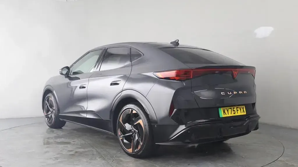 Used Cupra Tavascan 210 kW (286 HP) 2025 SUV