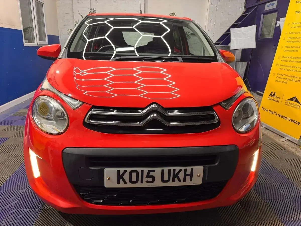 Used Citroën C1 Feel 82 HP (60 kW) 2015 Orange Hatchback