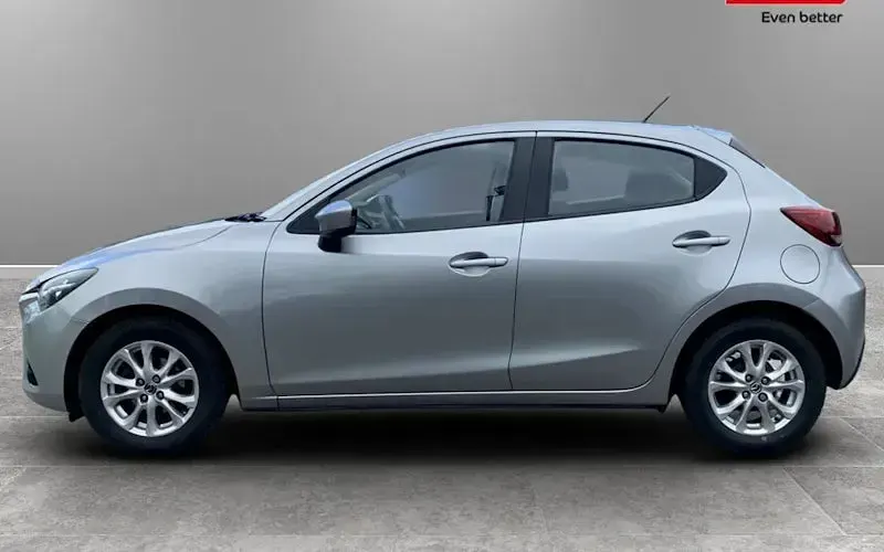 Begagnad Mazda 2 90 HK (66 kW) 2017 Halvkombi