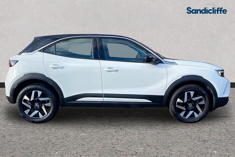 Used Vauxhall Mokka Edition 130 HP (95 kW) 2022 White SUV