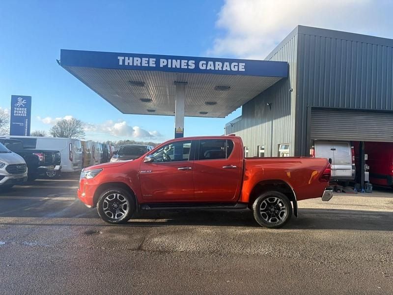 Orange Used 2022 Toyota HiLux Pickup | £28,329 (Good price) - Image 1/4
