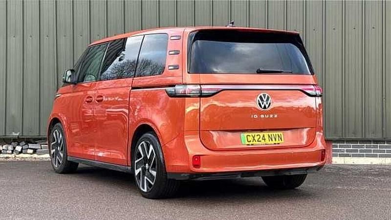 Used VW ID. Buzz Pro 150 kW (204 HP) 2024 Orange MPV