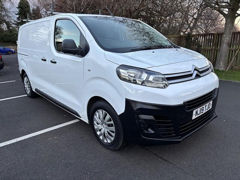 White Used 2019 Citroën Dispatch MPV | £9,995 (Fair price) - Image 1/4