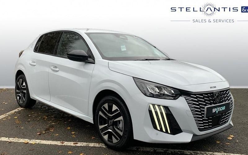 White New 2025 Peugeot 208 Allure Hatchback | £19,999 (Good price) - Image 1/4