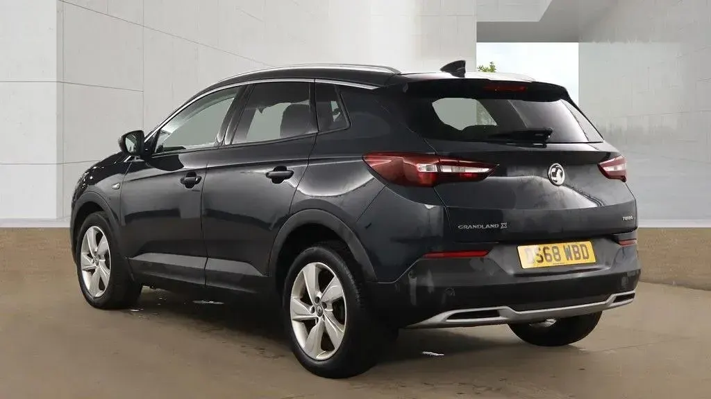 Used Vauxhall Grandland X Elite 130 HP (95 kW) 2019 Grey SUV