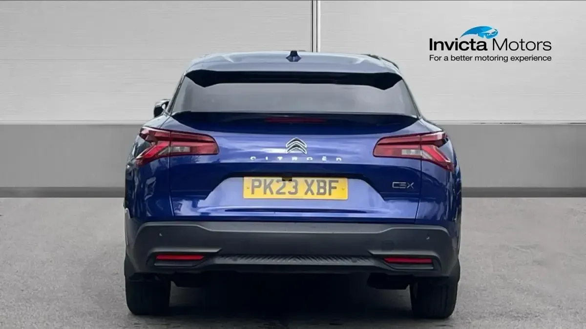 Used Citroën C5 X PureTech 131 HP (96 kW) 2023 Eclipse blue metallic Estate