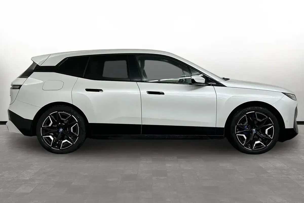 Used BMW iX M Sport 384 kW (523 HP) 2023 White SUV