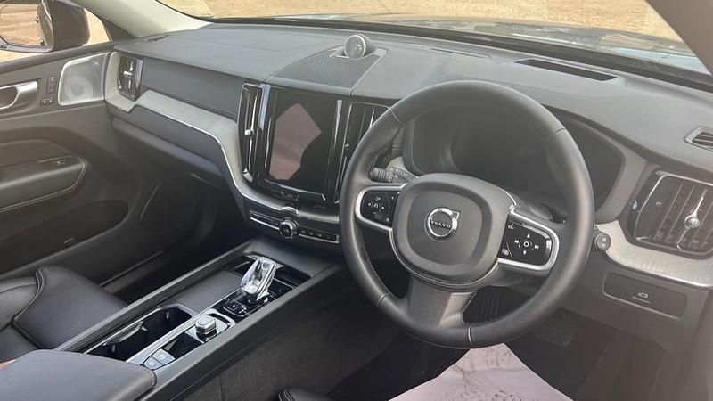 Used Volvo XC60 Ultra 250 HP (183 kW) 2025 Grey SUV