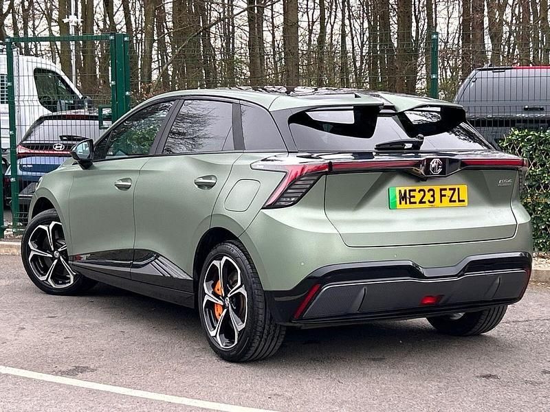 Used MG MG4 EV 319 kW (435 HP) 2023 Green Hatchback