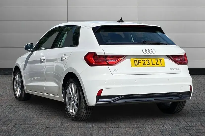 Used Audi A1 Sportback Sport 108 HP (79 kW) 2023 Shell white Hatchback