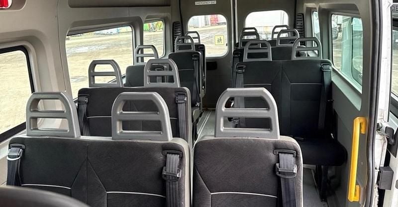 Used Peugeot Boxer 130 HP (95 kW) 2015 White Van