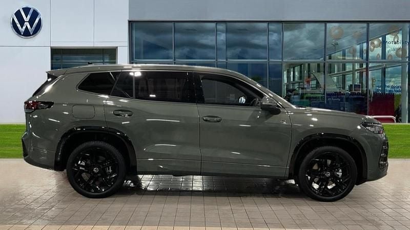 Used VW Tayron R-line Edition 272 HP (200 kW) 2025 Cipressino green metallic SUV