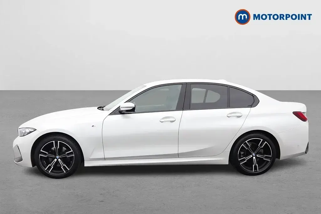 Begagnad BMW 320 M Sport 2024 Vit Sedan