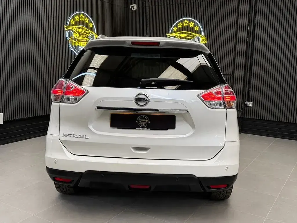 Used Nissan X-Trail Tekna 130 HP (95 kW) 2017 White SUV