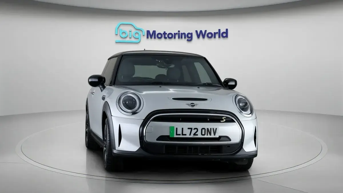 Used Mini Cooper SE Hatch 135 kW (184 HP) 2022 Hatchback