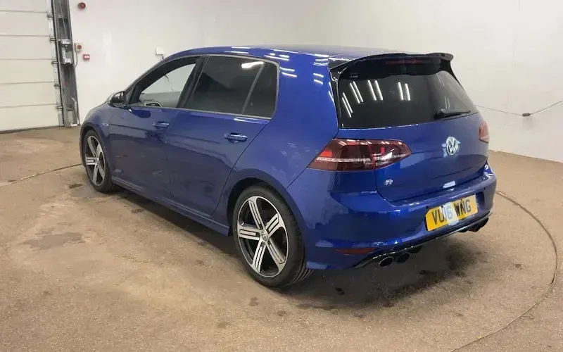 Used VW Golf VII R 300 HP (220 kW) 2016 Blue Hatchback