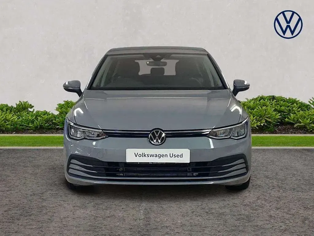 Used VW Golf VIII Life 147 HP (108 kW) 2022 Grey Hatchback