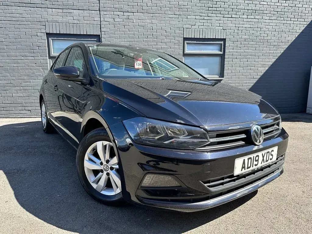 Used VW Polo Edition 80 HP (58 kW) 2019 Black Hatchback