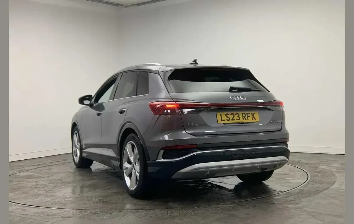 Used Audi Q4 e-tron S-Line 150 kW (204 HP) 2023 Grey SUV