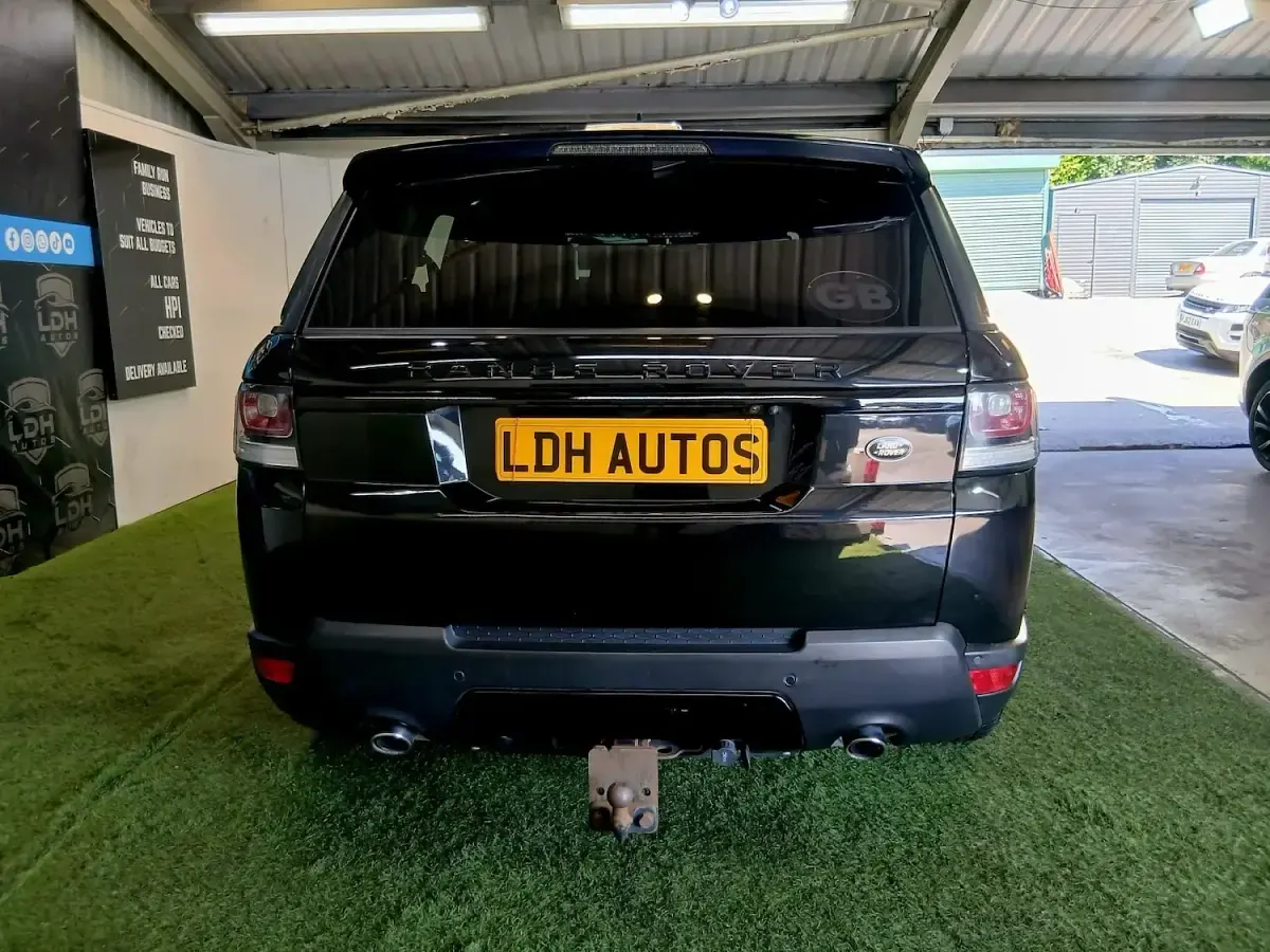 Used Land Rover Range Rover HSE 258 HP (189 kW) 2016 Black SUV