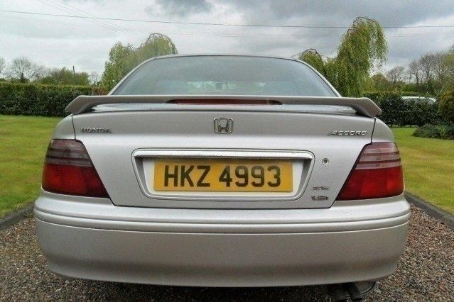 Używany Honda Accord 2000 Sedan/Limuzyna