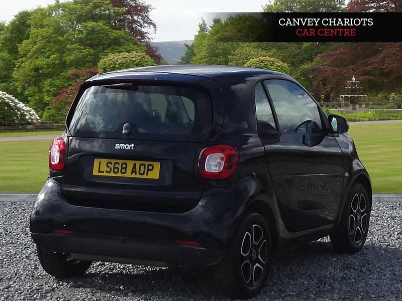 Used Smart ForTwo Coupé Premium 90 HP (66 kW) 2018 Black Coupe