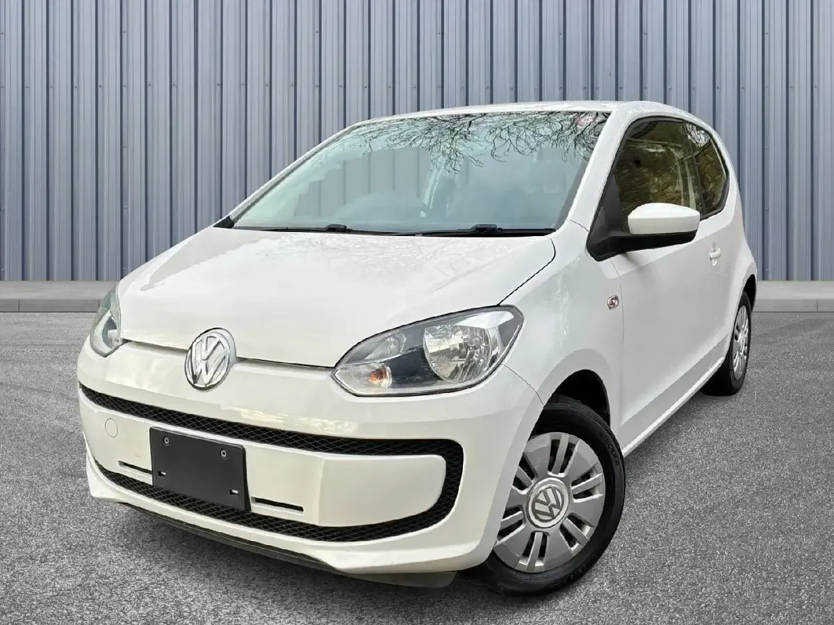 Used VW up! move up! 60 HP (44 kW) 2012 White Hatchback