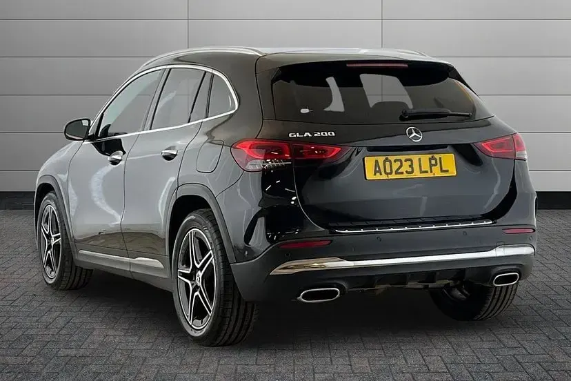 Used Mercedes GLA200 AMG Line Premium 163 HP (119 kW) 2023 Black SUV