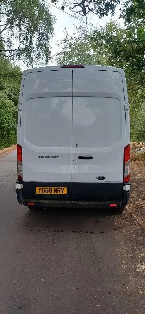Used Ford Transit 130 HP (95 kW) 2018 White Van