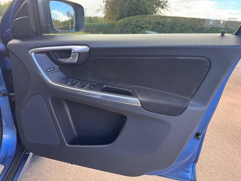 Used Suzuki Swift SZ5 2023 Pure white Hatchback