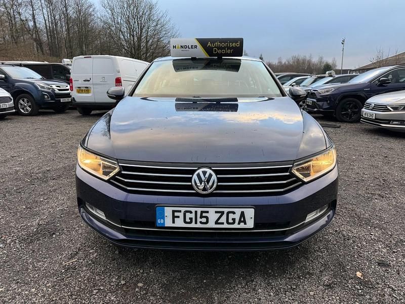 Used VW Passat SE 120 HP (88 kW) 2015 Blue Sedan