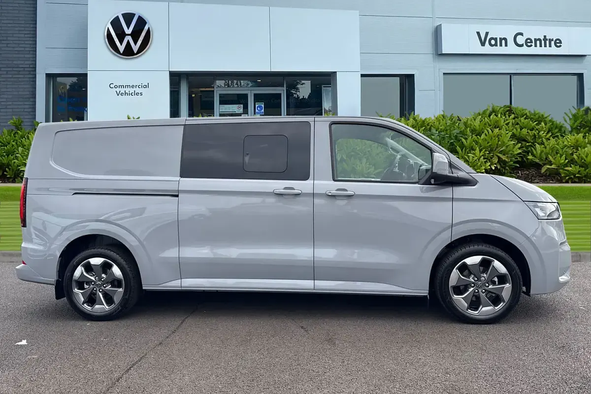 New VW Transporter Pro 170 HP (125 kW) 2026 Grey Van
