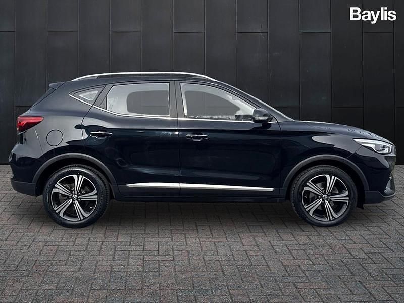 Used MG ZS Excite 111 HP (81 kW) 2024 Black SUV