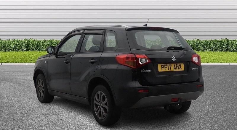 Used Suzuki Vitara SZ4 120 HP (88 kW) 2017 Black Hatchback
