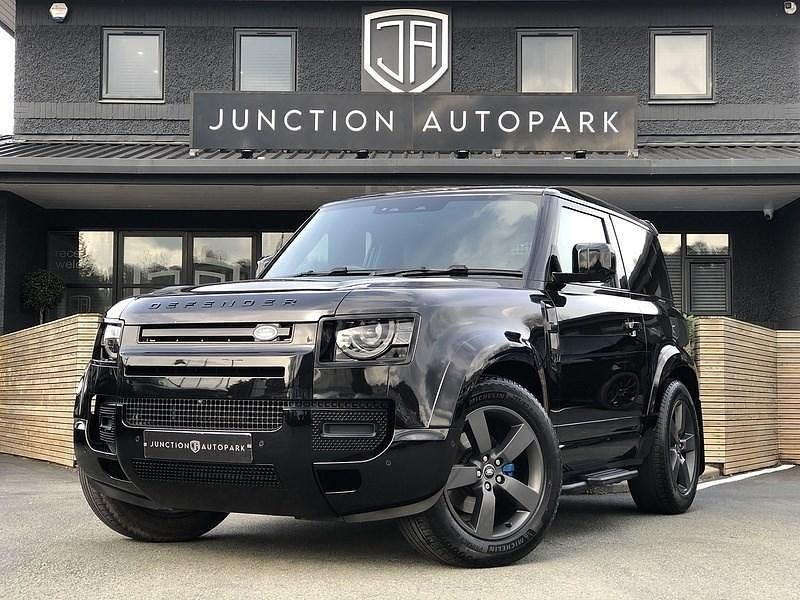 Usado Land Rover Defender SE Dynamic 2025 Preto SUV