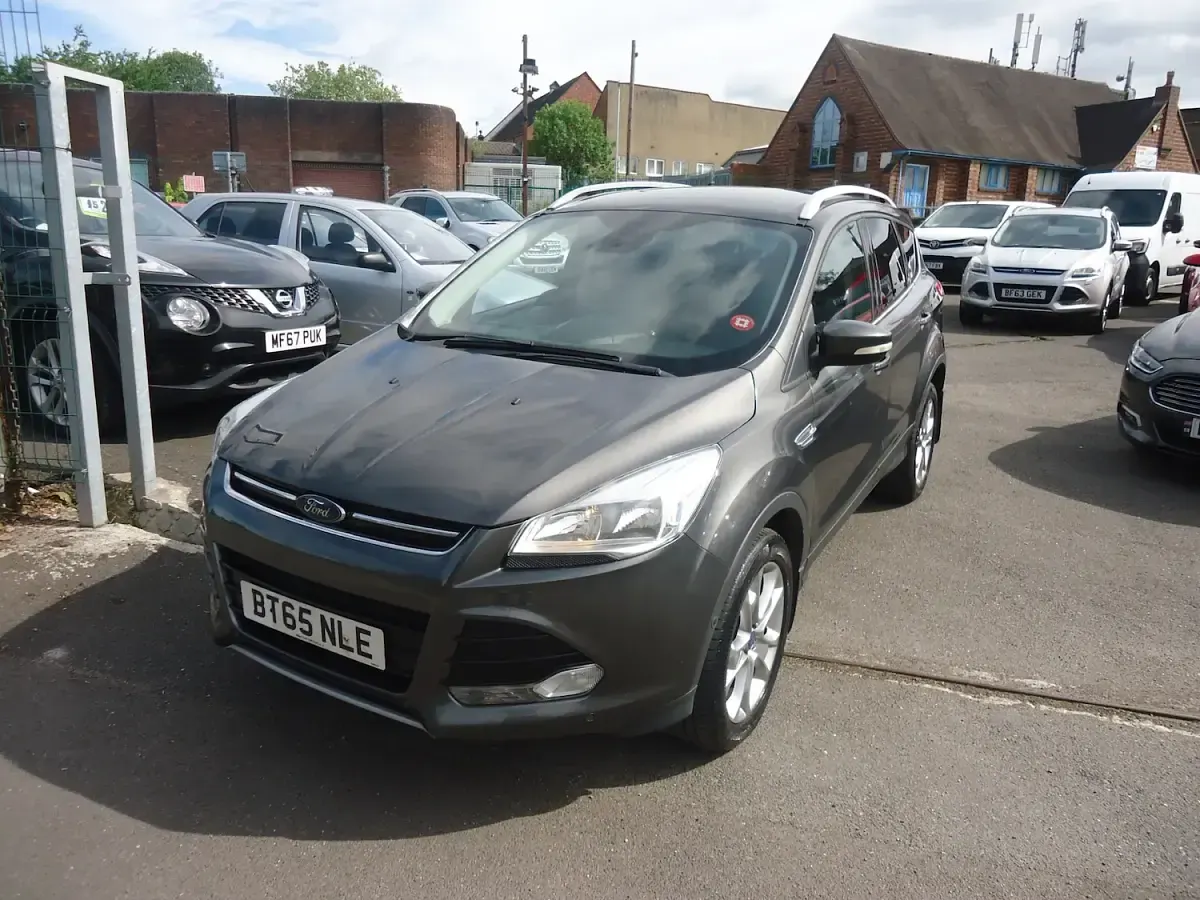 Used Ford Kuga Titanium 180 HP (132 kW) 2015 Grey