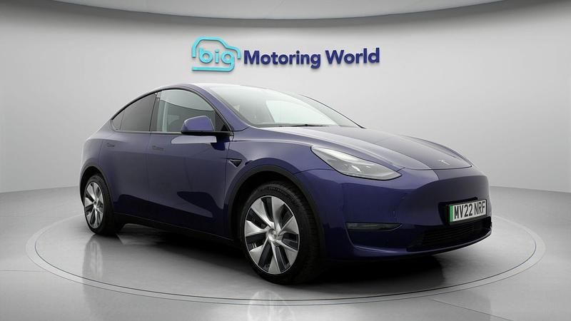 Used Tesla Model Y Long Range AWD 378 kW (514 HP) 2022 Blue SUV
