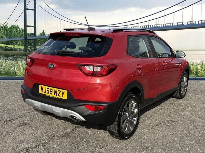 Usado Kia Stonic 98 HP (72 kW) 2018 Vermelho SUV