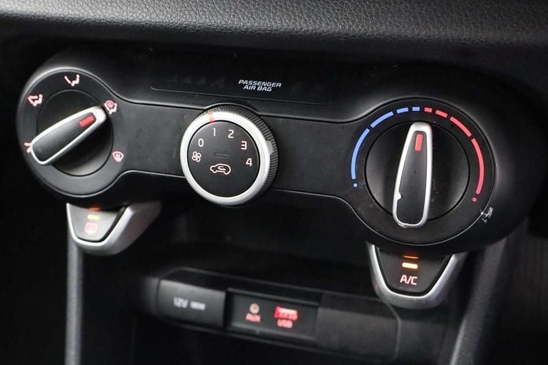 Used Kia Picanto 83 HP (61 kW) 2018 Silver Hatchback