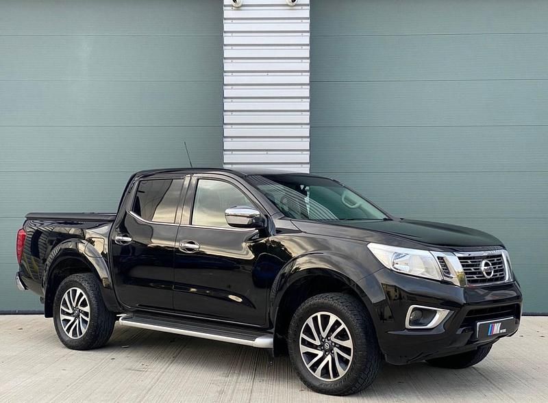Used Nissan Navara Acenta+ 2018 Black Pickup